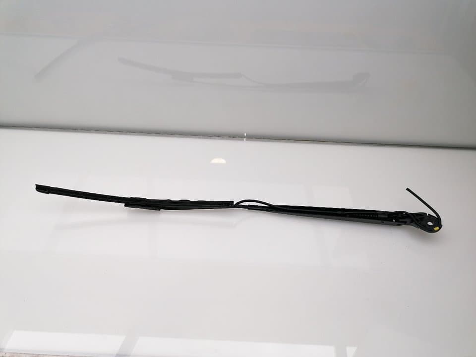 Brazo limpia delantero derecho CITROEN C4 CACTUS 3