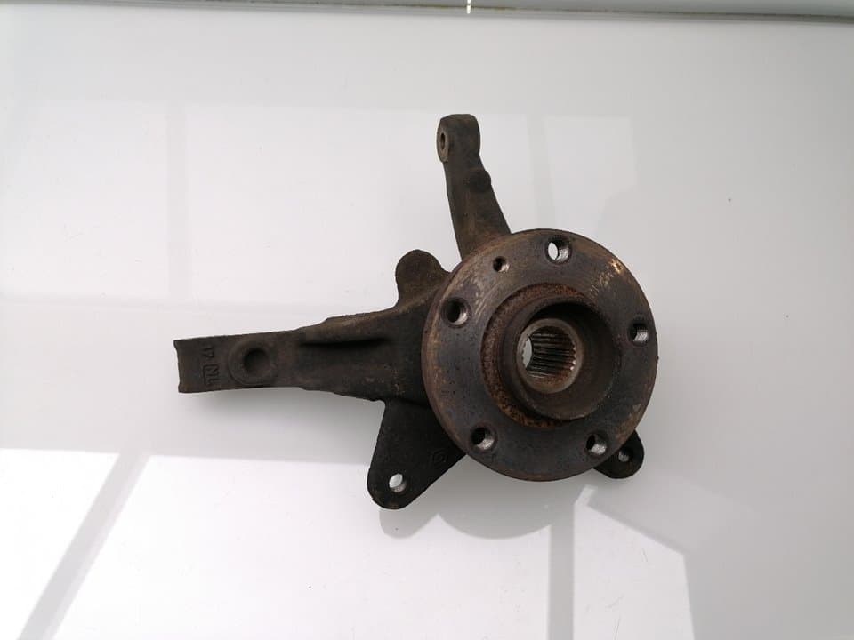 Mangueta delantera izquierda RENAULT KANGOO (F/KC0)