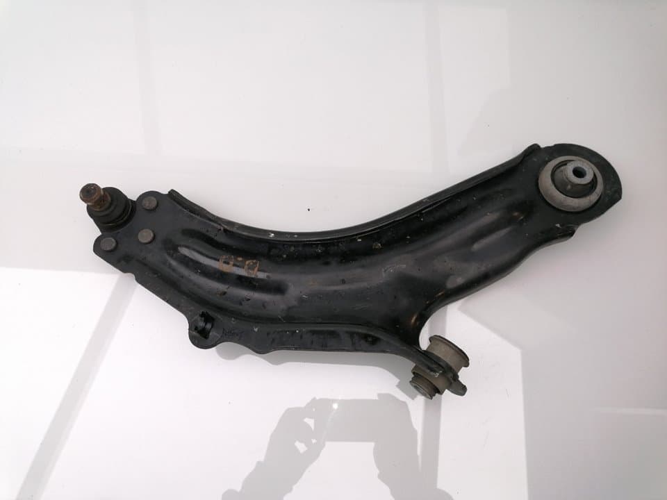 Brazo suspension inferior delantero derecho RENAULT KANGOO (F/KC0) 2