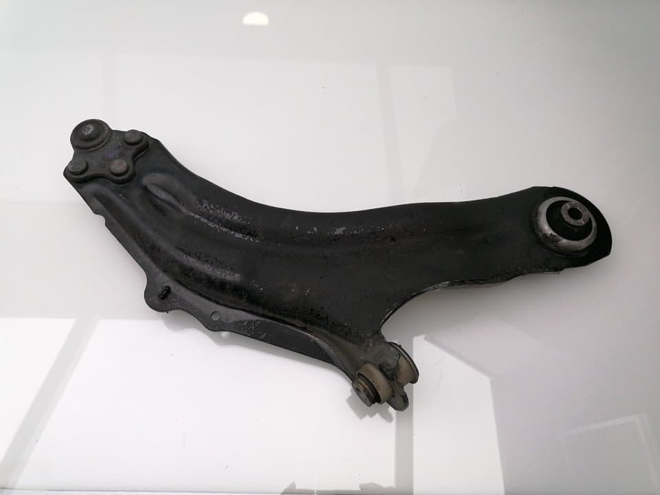 Brazo suspension inferior delantero izquierdo RENAULT KANGOO (F/KC0) 2