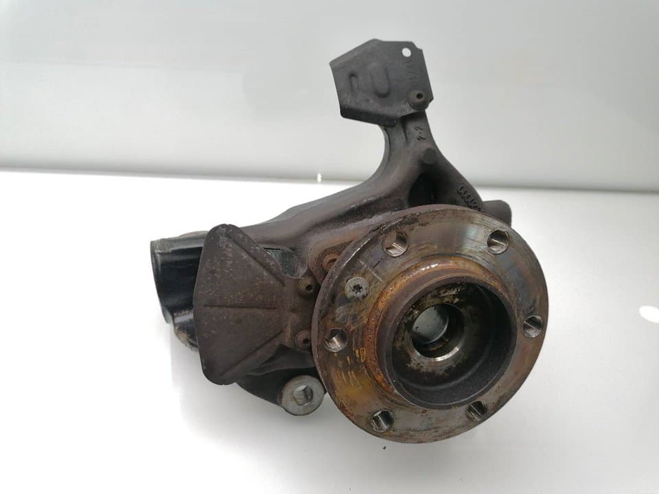 Mangueta delantera izquierda MERCEDES-BENZ SPRINTER III FURGÓN RWD / AWD (02-2018->)