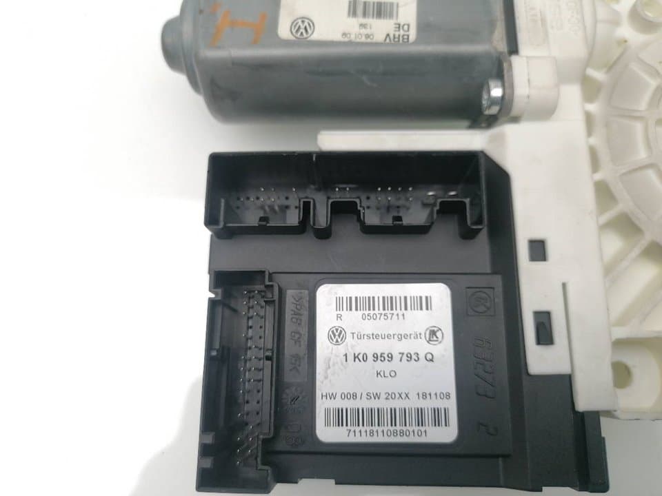 Motor elevalunas delantero izquierdo VOLKSWAGEN GOLF VI VARIANT (AJ5) 2