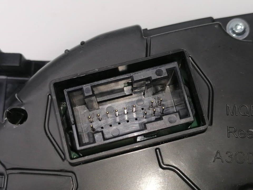 Cuadro instrumentos VOLKSWAGEN POLO 2