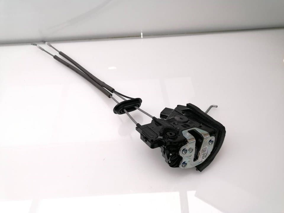 Cerradura puerta trasera derecha KIA NIRO