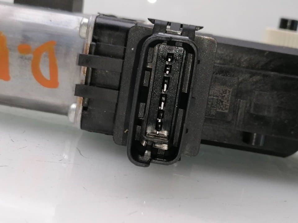 Motor elevalunas delantero derecho KIA NIRO 4