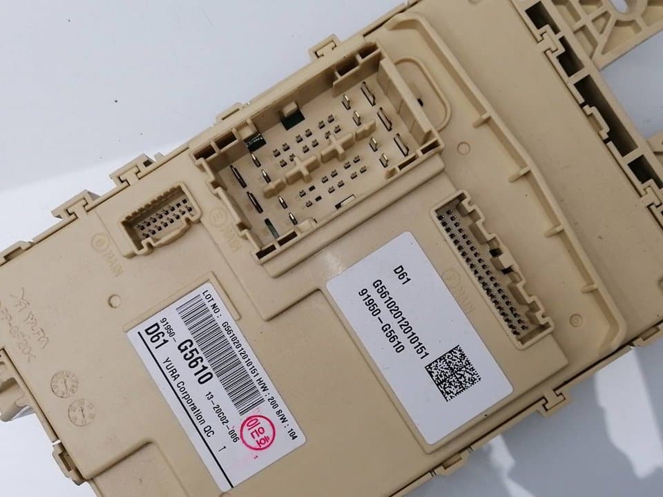 Caja reles / fusibles KIA NIRO 4