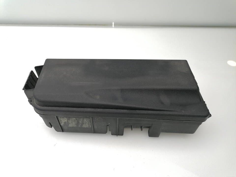 Caja reles / fusibles OPEL VECTRA C CARAVAN