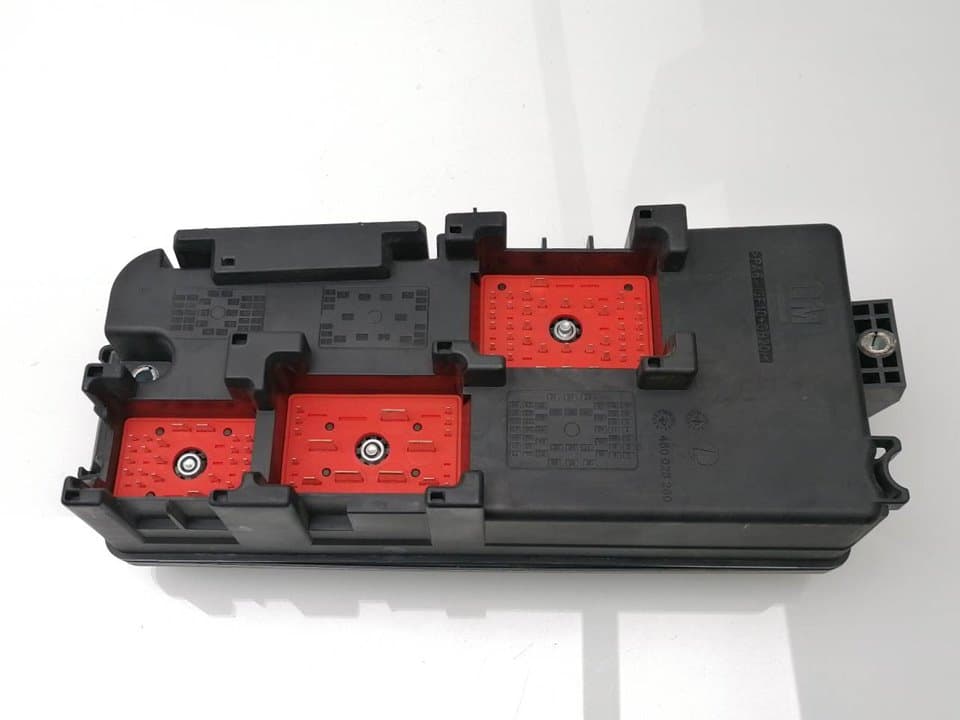 Caja reles / fusibles OPEL VECTRA C CARAVAN 4