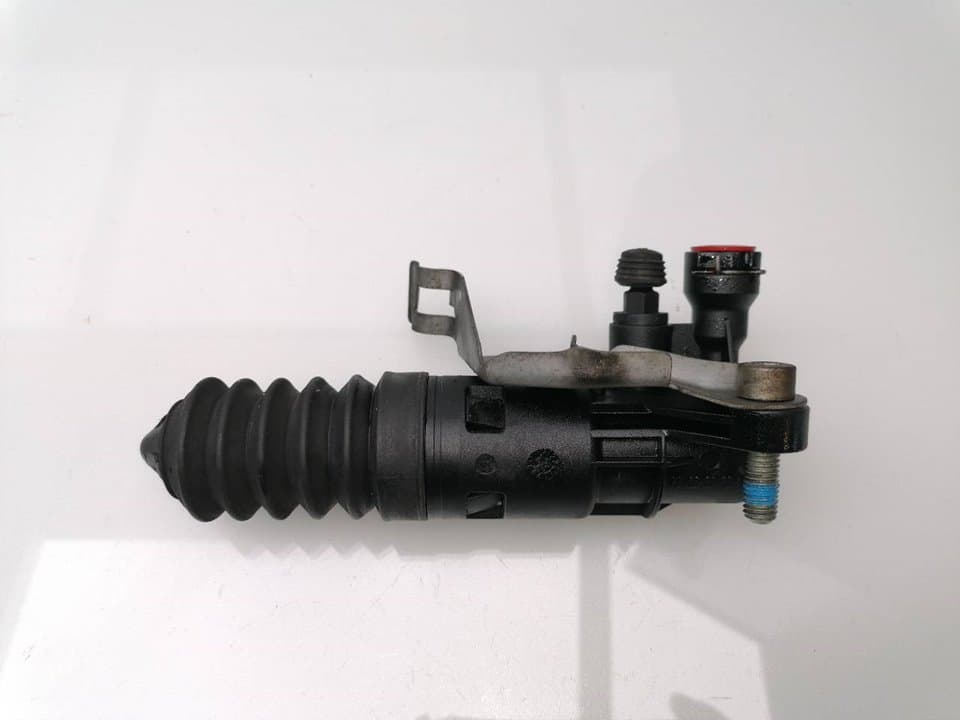Bombin embrague AUDI A4 BERLINA (8E)