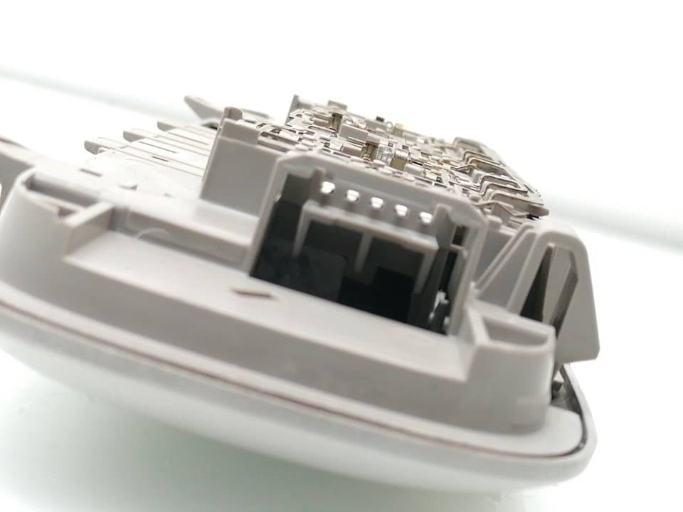 Luz interior VOLKSWAGEN GOLF V BERLINA (1K1) 2