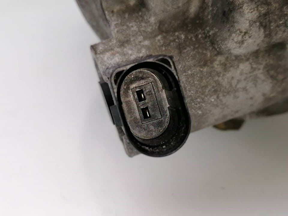 Recambio SEAT IBIZA (6L1) ref. 5Q0820803D 5