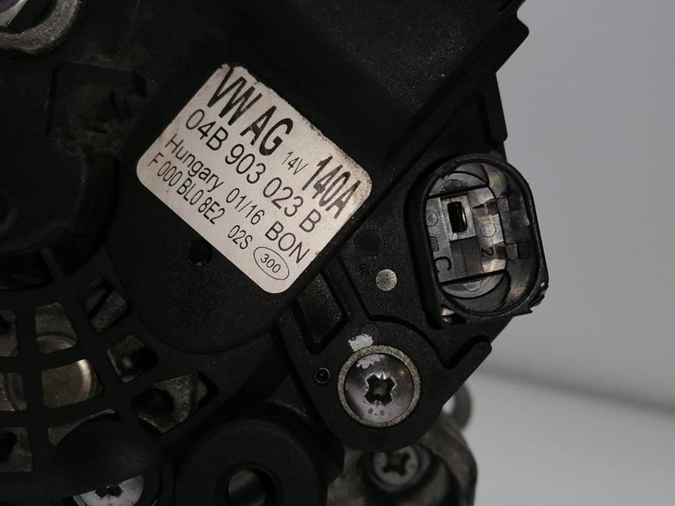 Alternador SEAT IBIZA (6L1) 4