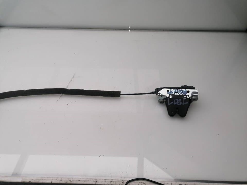 Cerradura maletero / porton MERCEDES-BENZ CLASE C (W203) BERLINA