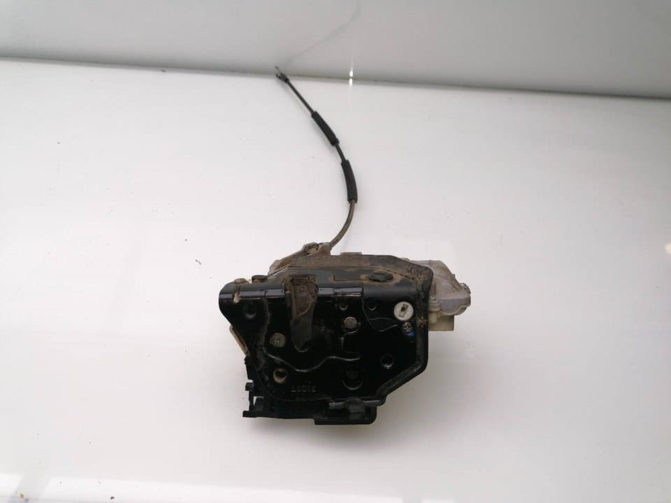 Cerradura puerta trasera derecha SEAT LEON (1P1) 2