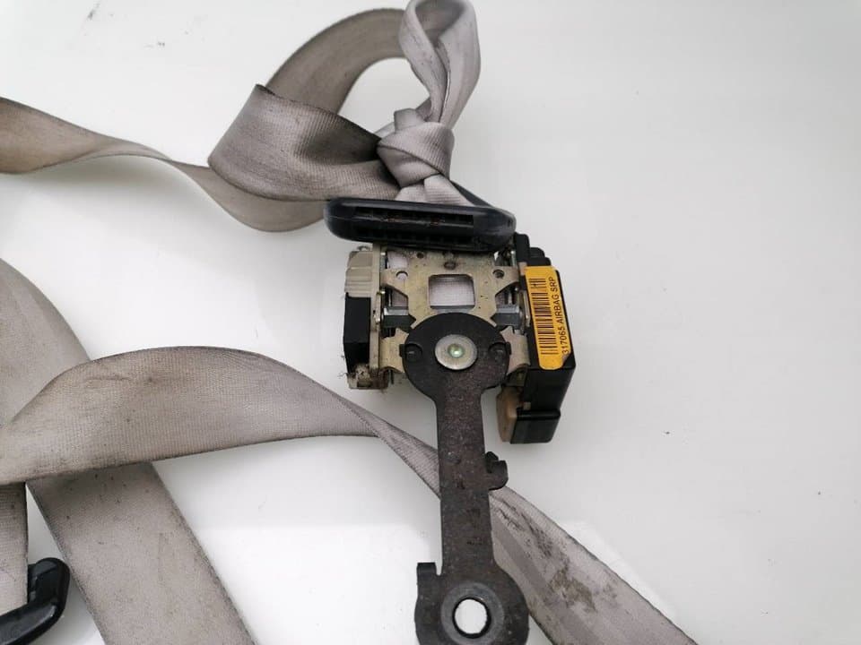 Cinturon seguridad delantero izquierdo RENAULT CLIO II FASE I (B/CBO) 2