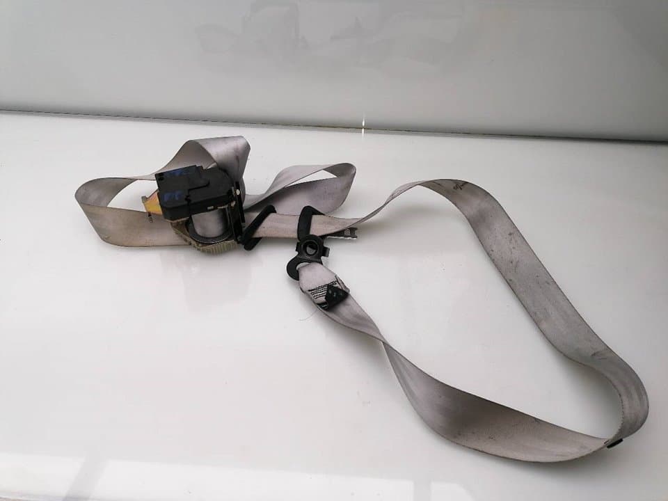 Cinturon seguridad trasero derecho RENAULT CLIO II FASE I (B/CBO)