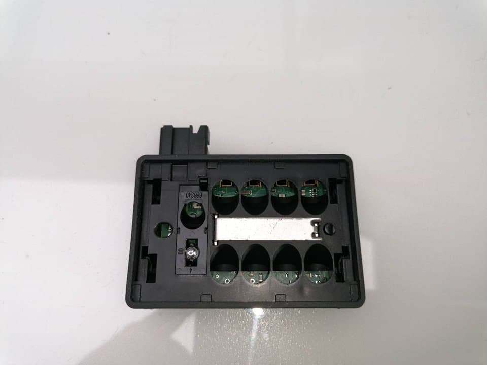 Recambio PEUGEOT 207 SW ref. 9683924080 3