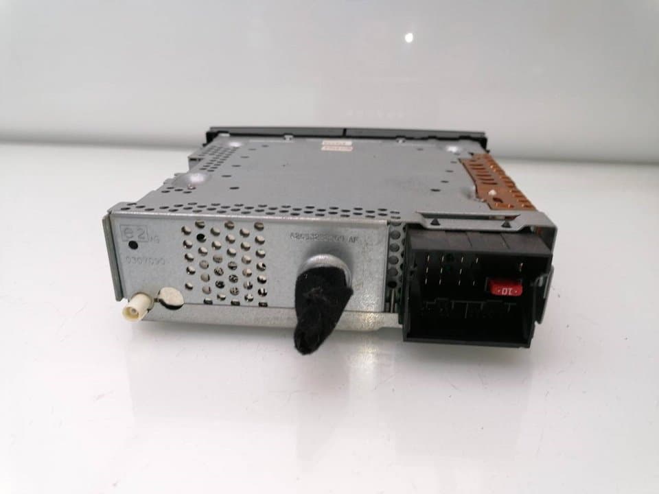 Sistema audio / radio cd PEUGEOT 207 SW 4