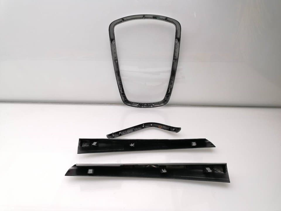 Plastico PEUGEOT 207 SW 3
