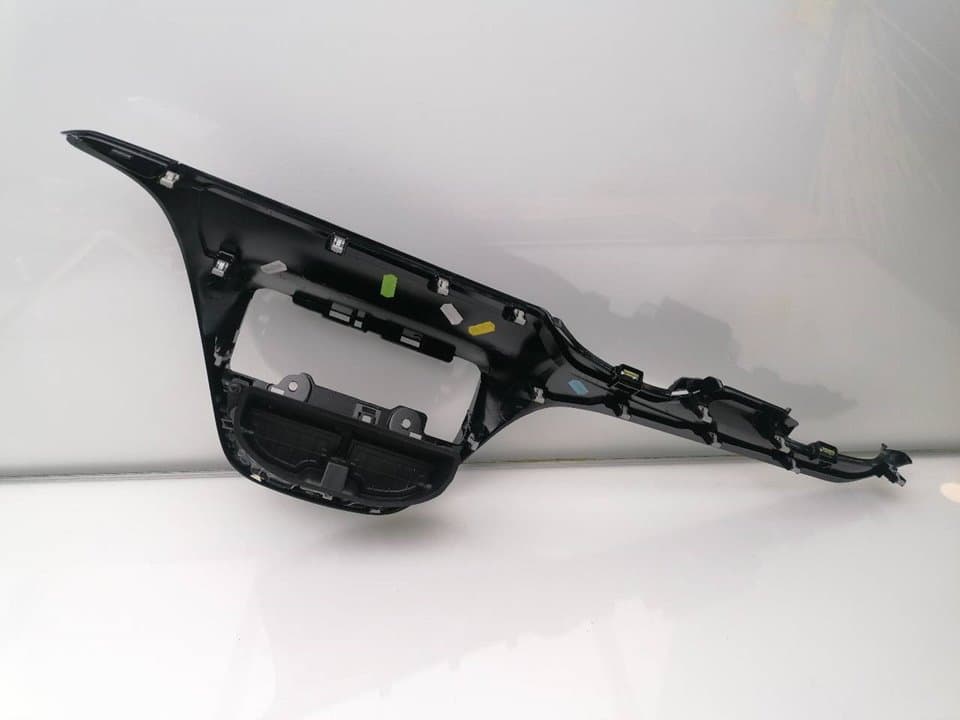 Recambio PEUGEOT 208 ref. 9672848677 3
