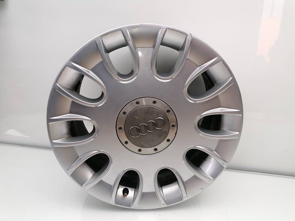 Llanta AUDI A8 (4E2) 3