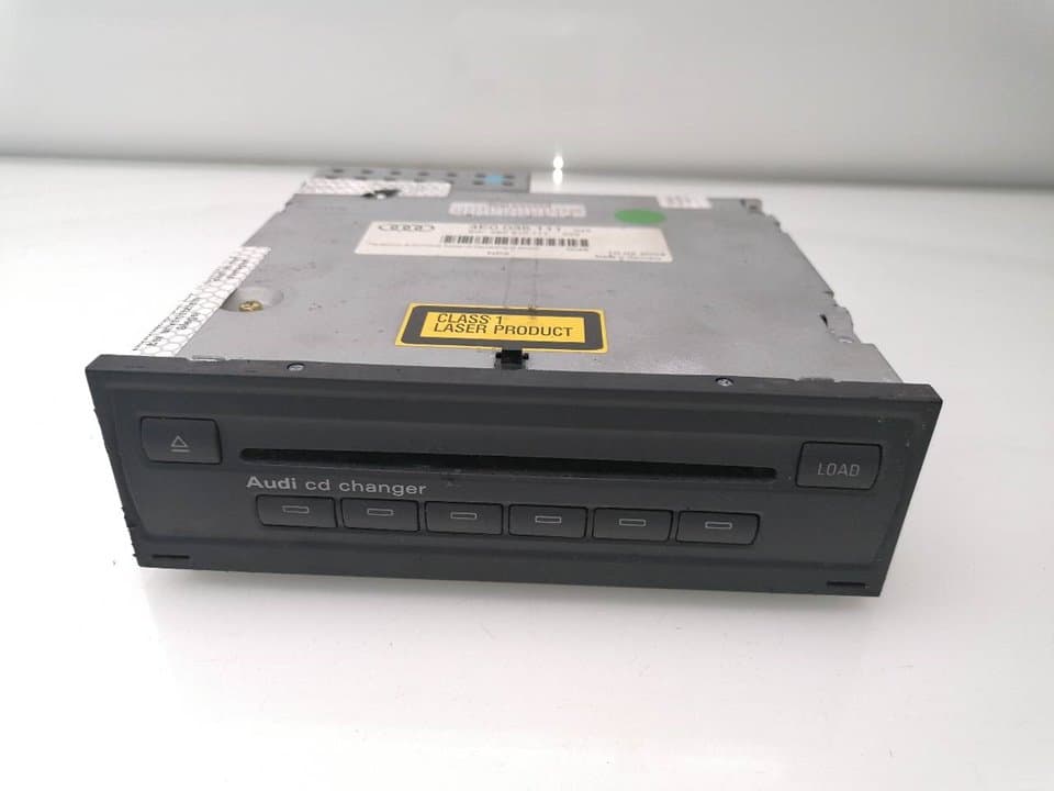 Sistema audio / radio cd AUDI A8 (4E2)