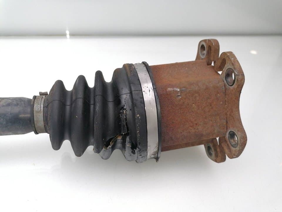 Transmision delantera izquierda AUDI A8 (4E2) 4