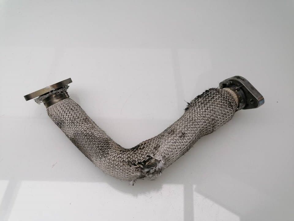 Tubo AUDI A8 (4E2)