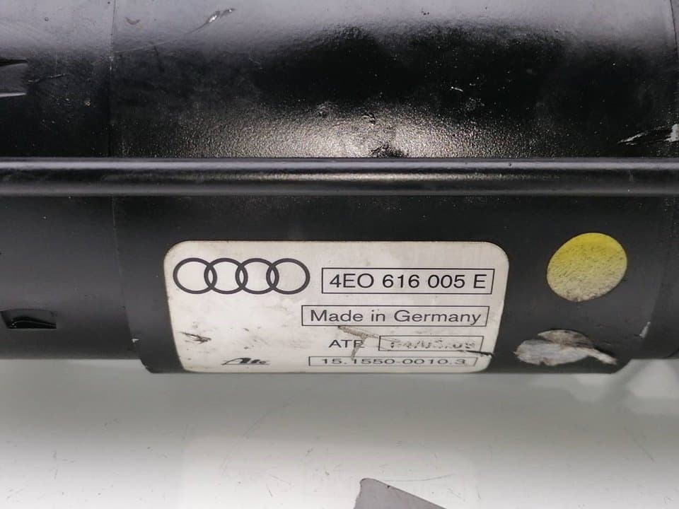 Bomba suspension AUDI A8 (4E2) 2