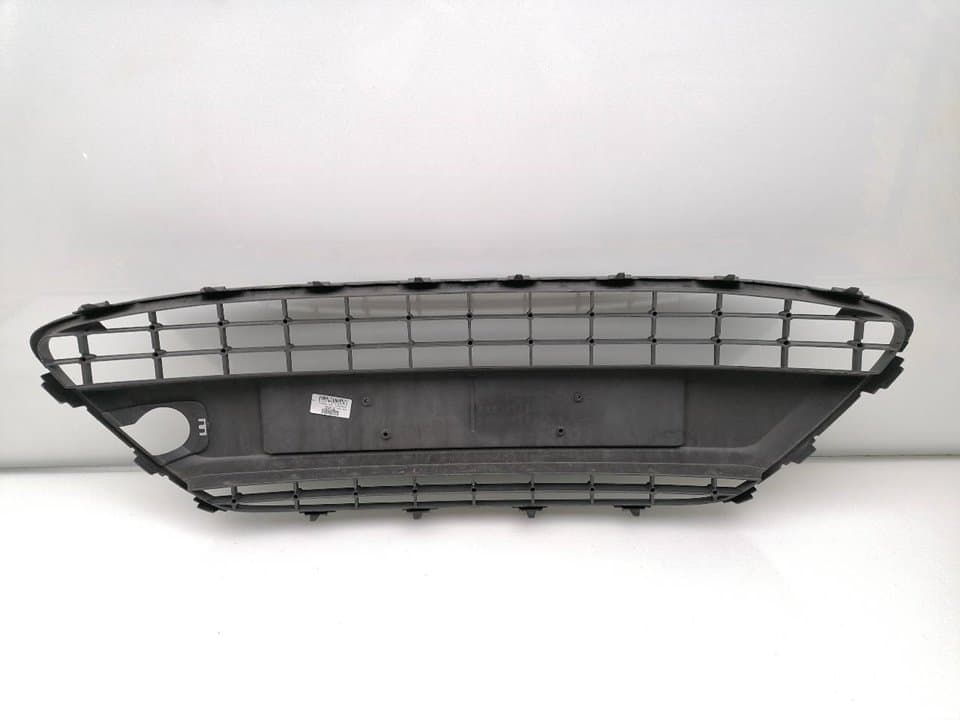 Rejilla delantera FORD FIESTA (CE1) 3