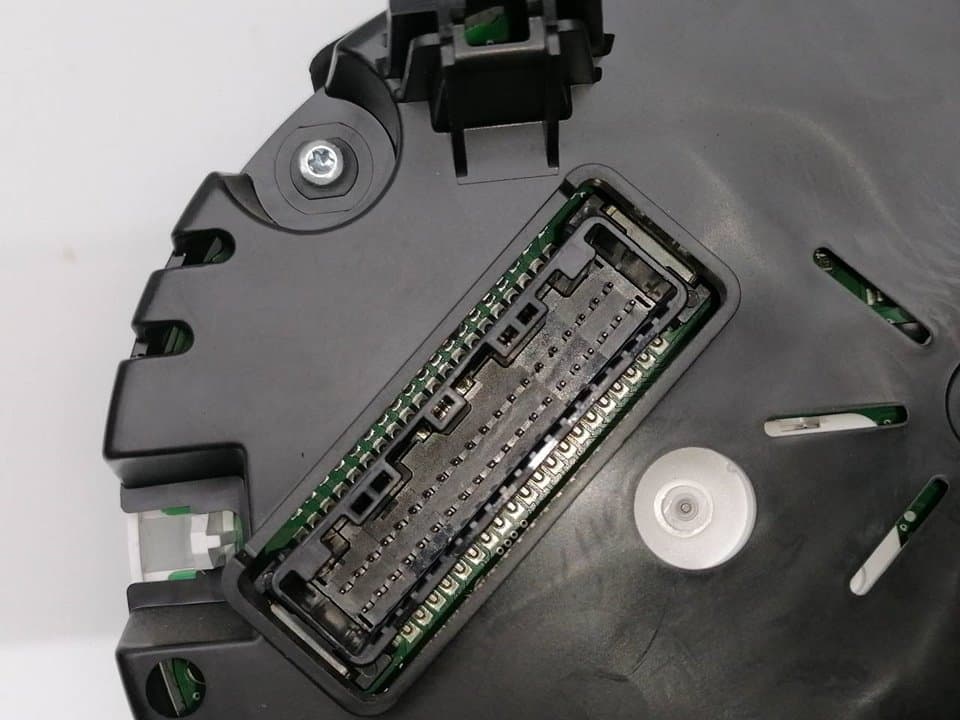 Cuadro instrumentos KIA CEED 3