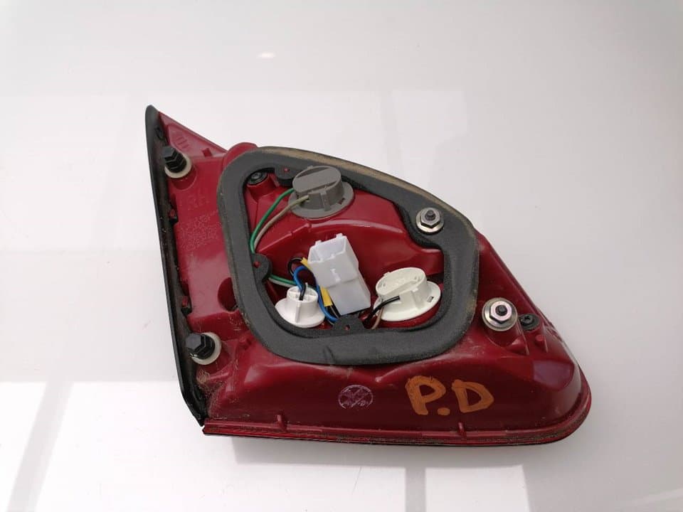 Piloto trasero derecho KIA CEED 3
