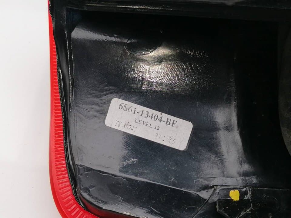 Piloto trasero derecho FORD FIESTA (CBK) 4