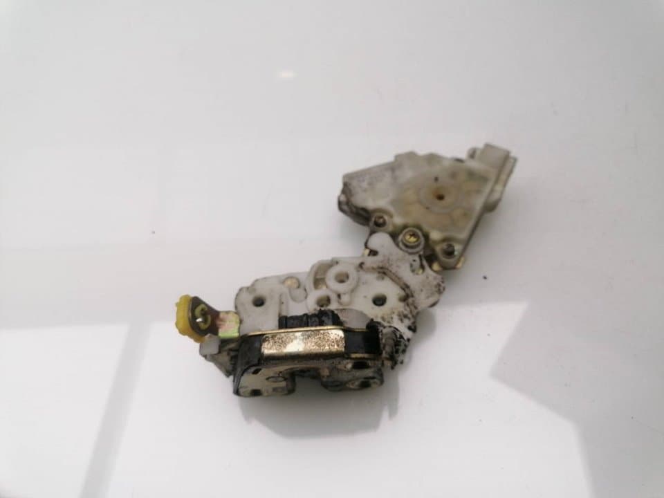 Cerradura puerta delantera derecha NISSAN TERRANO/TERRANO.II (R20) 4