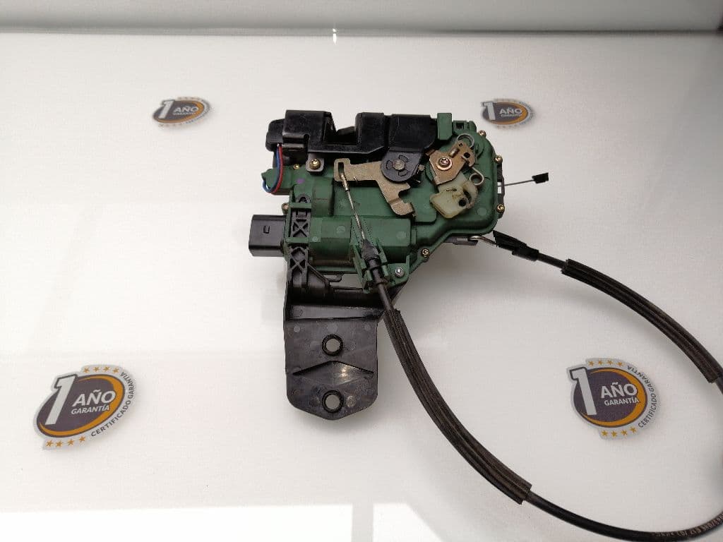 Cerradura puerta delantera izquierda VOLKSWAGEN PASSAT LIM 3