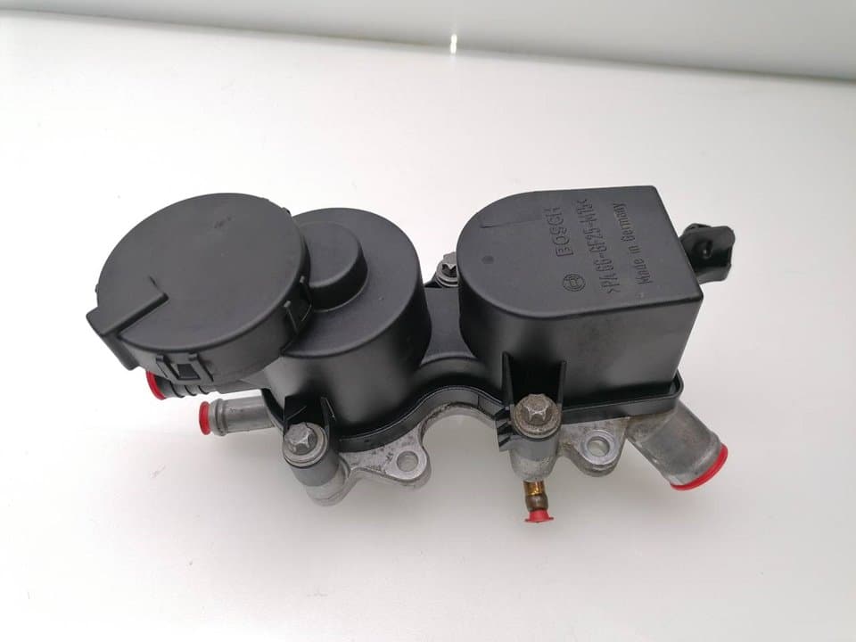 Soporte filtro aceite MERCEDES-BENZ CLASE B (W246)