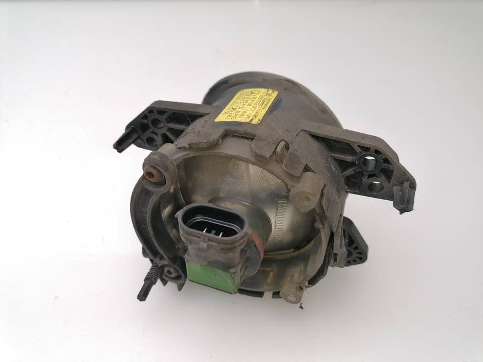 Faro antiniebla derecho MERCEDES-BENZ CLASE B (W246) 4
