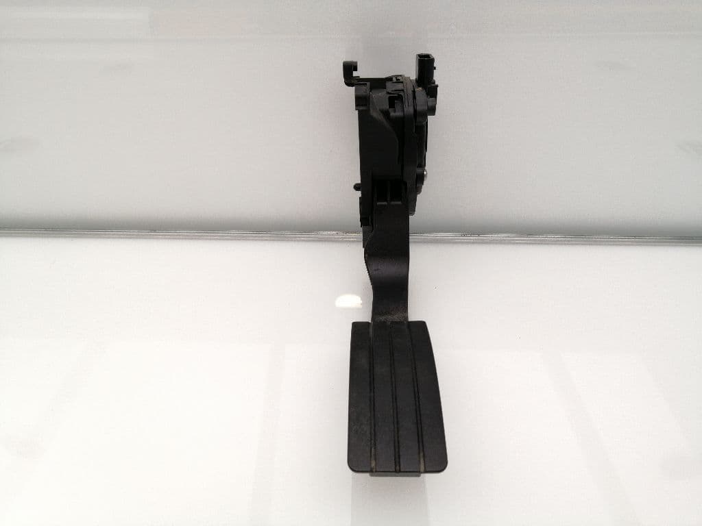 Pedal acelerador DACIA SANDERO