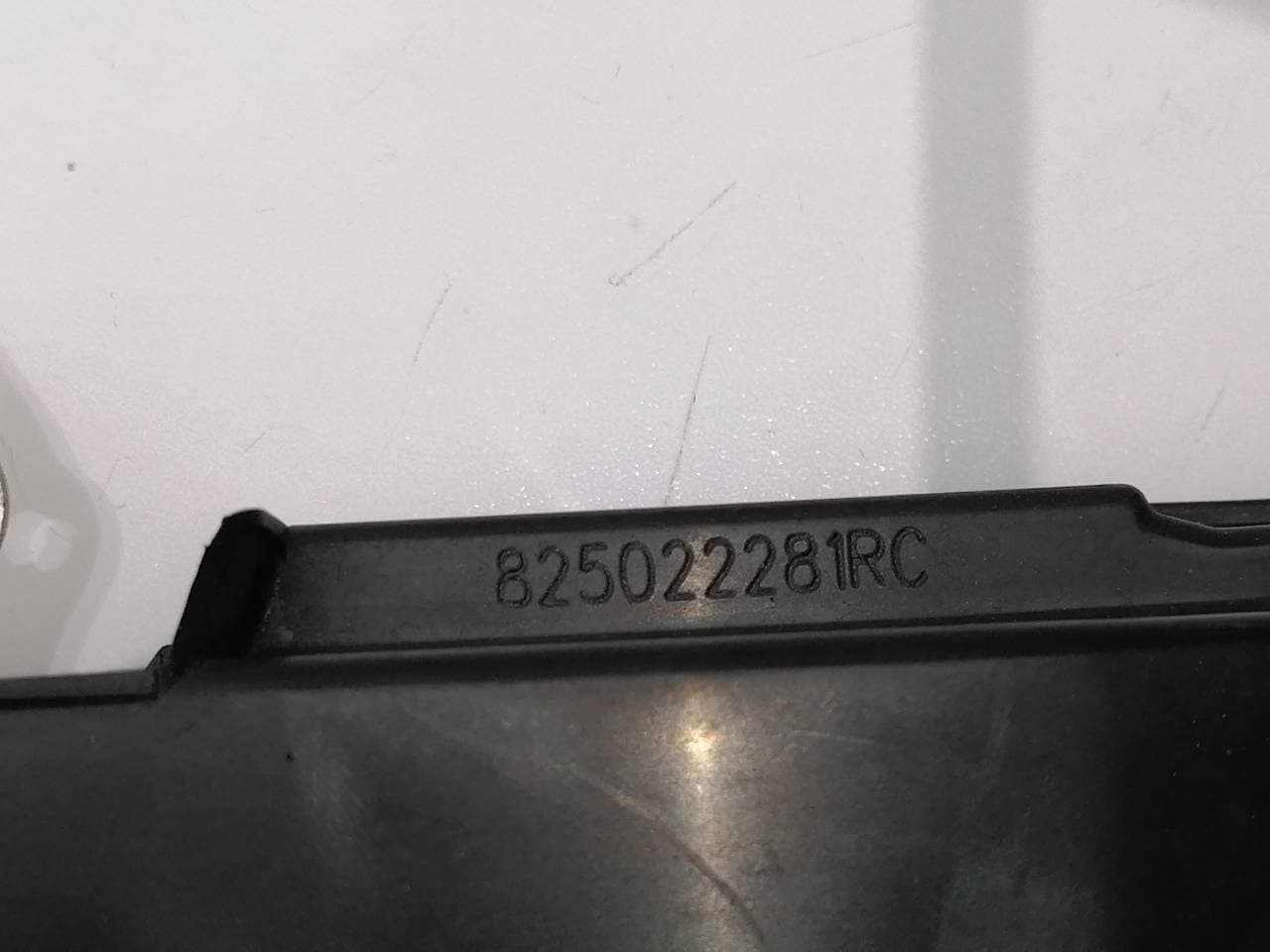 Cerradura puerta trasera derecha DACIA SANDERO 2