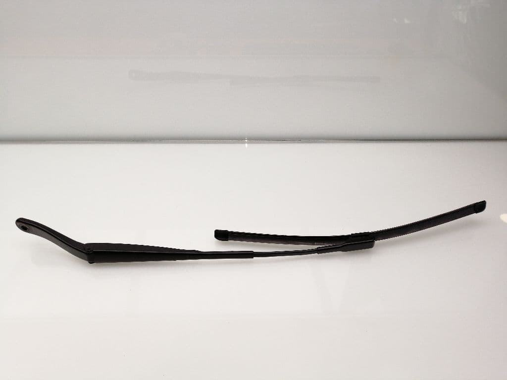 Brazo limpia delantero derecho DACIA DUSTER 2
