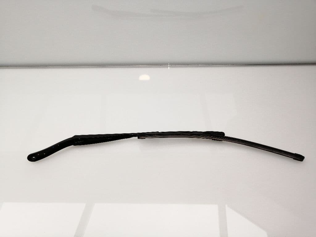 Brazo limpia delantero derecho DACIA DUSTER