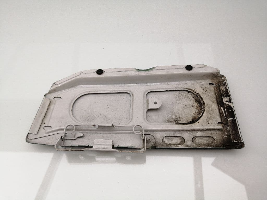 Tapa exterior combustible VOLKSWAGEN CRAFTER 2