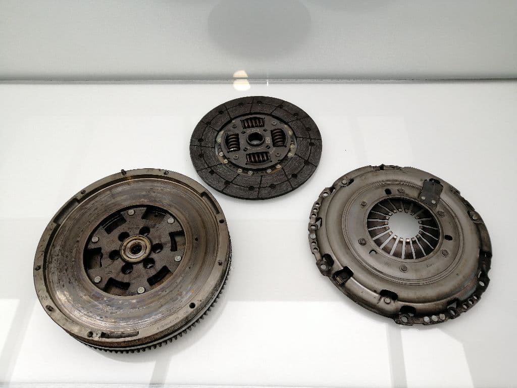 Kit embrague VOLKSWAGEN CRAFTER
