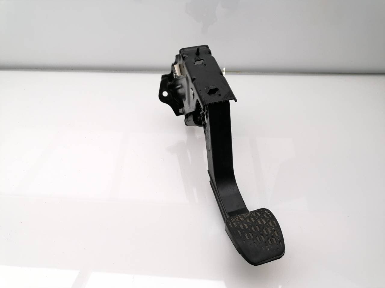 Pedal embrague VOLKSWAGEN CRAFTER