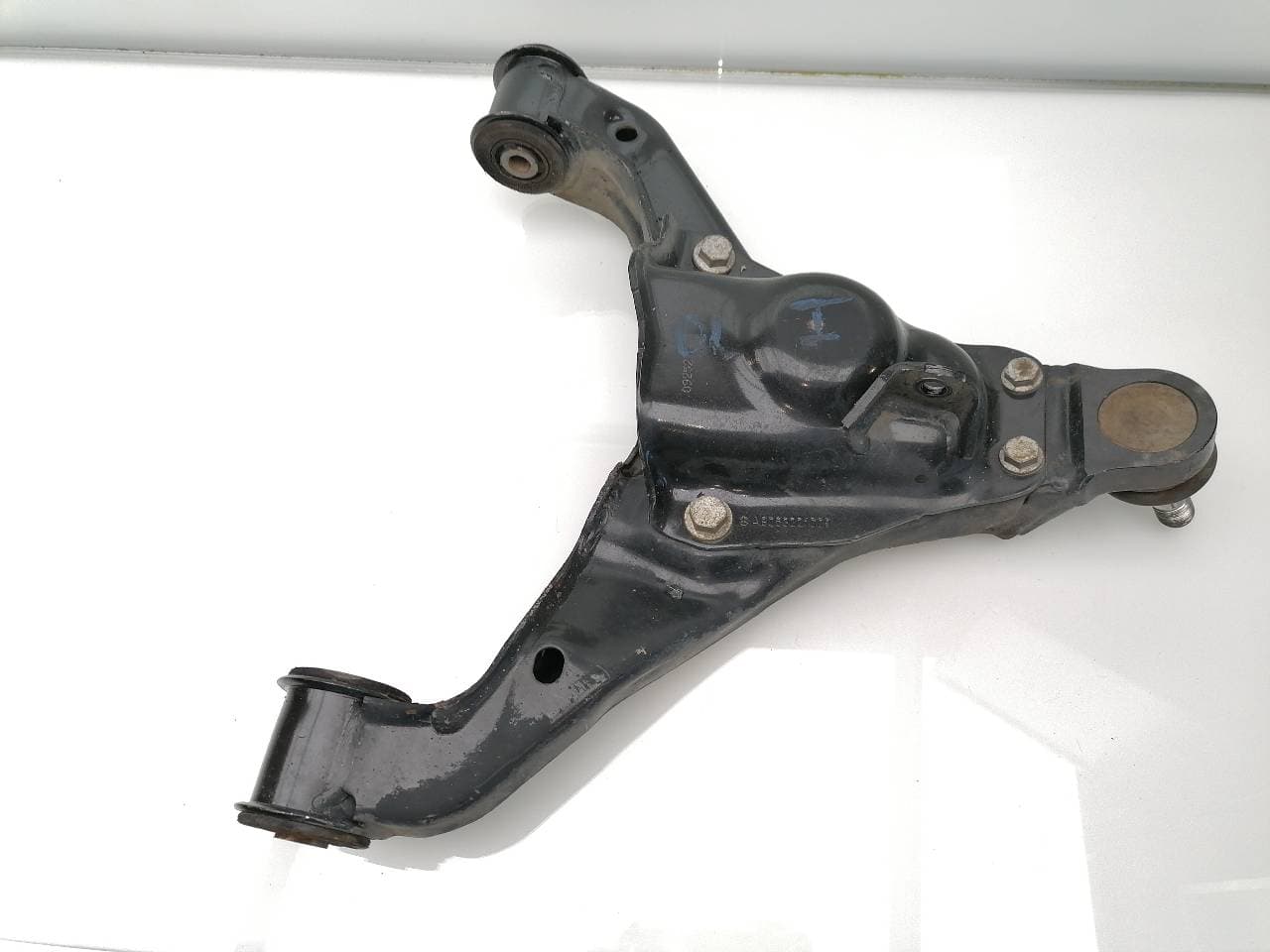 Brazo suspension inferior delantero izquierdo VOLKSWAGEN CRAFTER