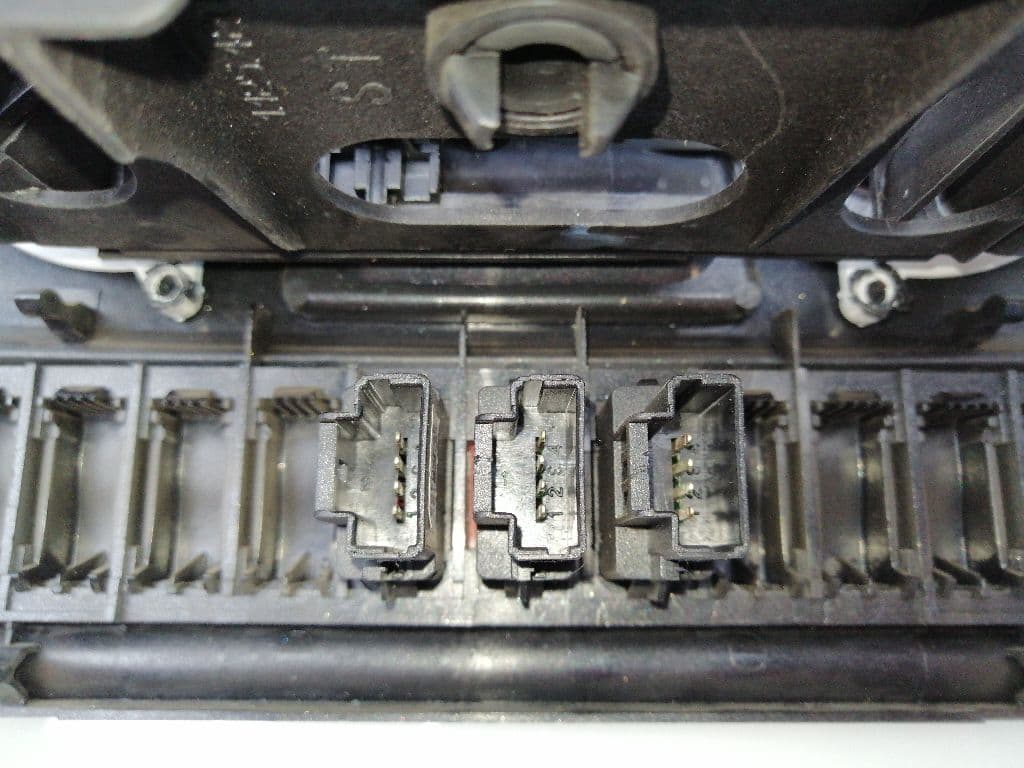 Recambio IVECO DAILY ref. 112542000 2