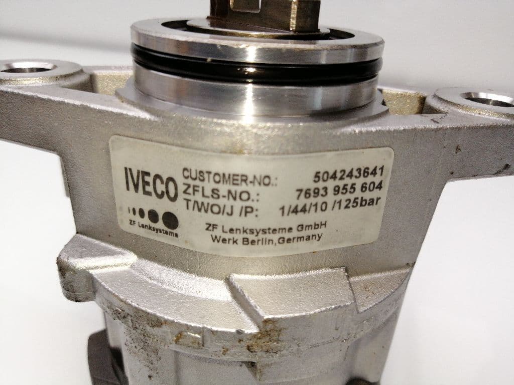 Bomba direccion IVECO DAILY 3