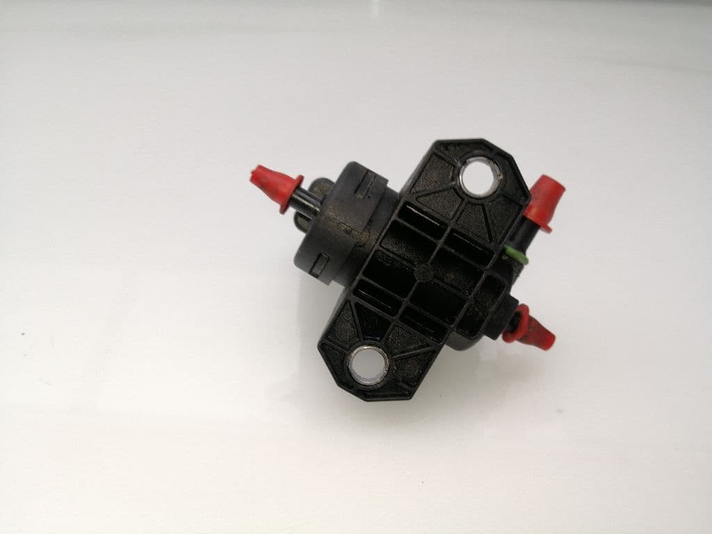 Valvula aire adicional MITSUBISHI ASX (GA0W) 3