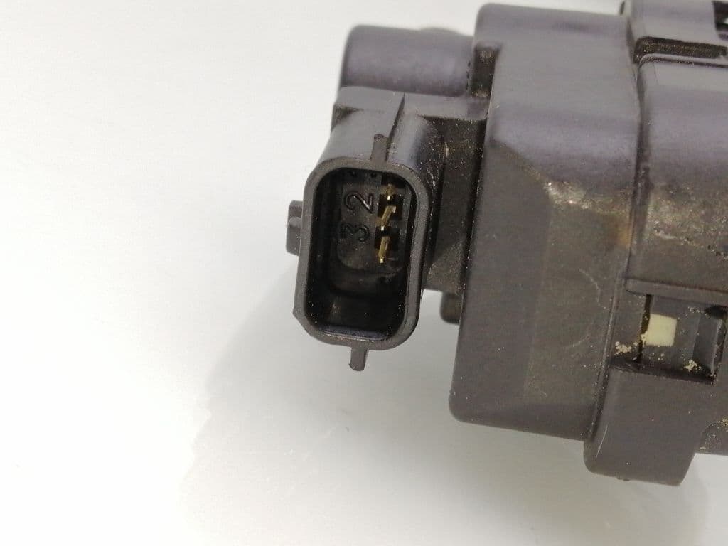 Recambio NISSAN PULSAR (C13) ref. 700C0005 2