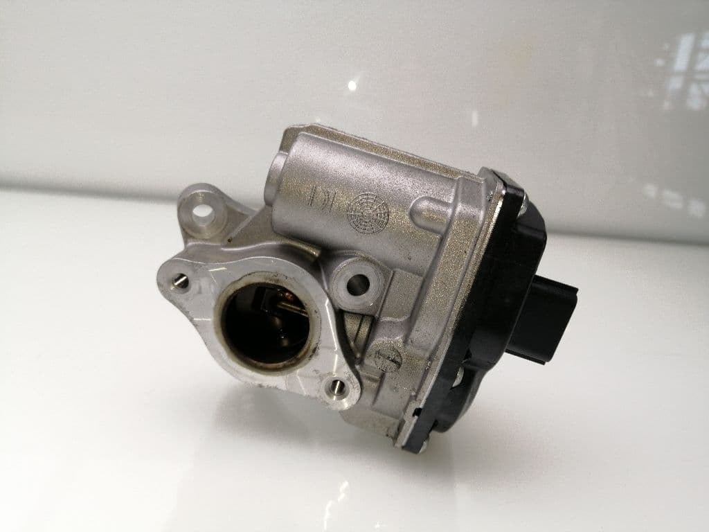 Valvula egr NISSAN PULSAR (C13) 4